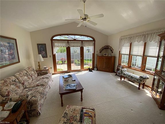 3rd image of 16757 Sunwood Oval