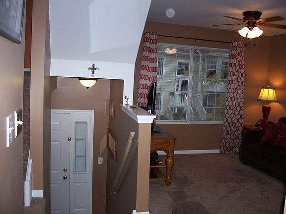 3rd image of 603 E Victoria Cir #603