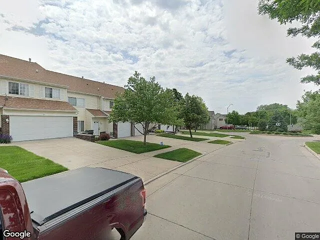 2 bedroom Townhome for rent — Photo 3