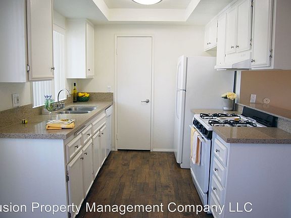 3rd image of 3515 W Savanna St APT 15