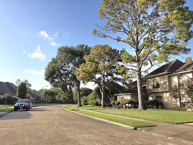 8826 Heatherly Dr — Photo 31