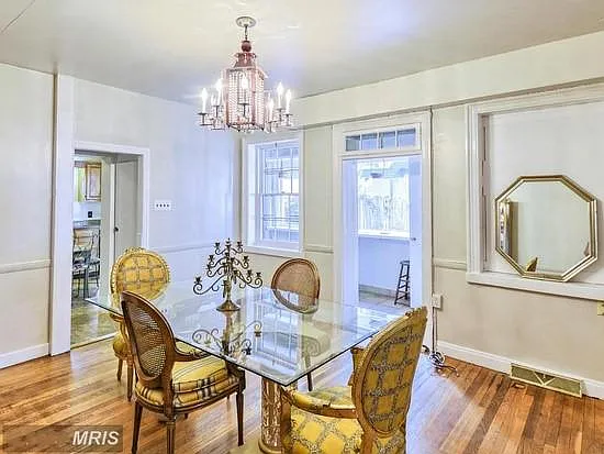 340 N Market St — Photo 21