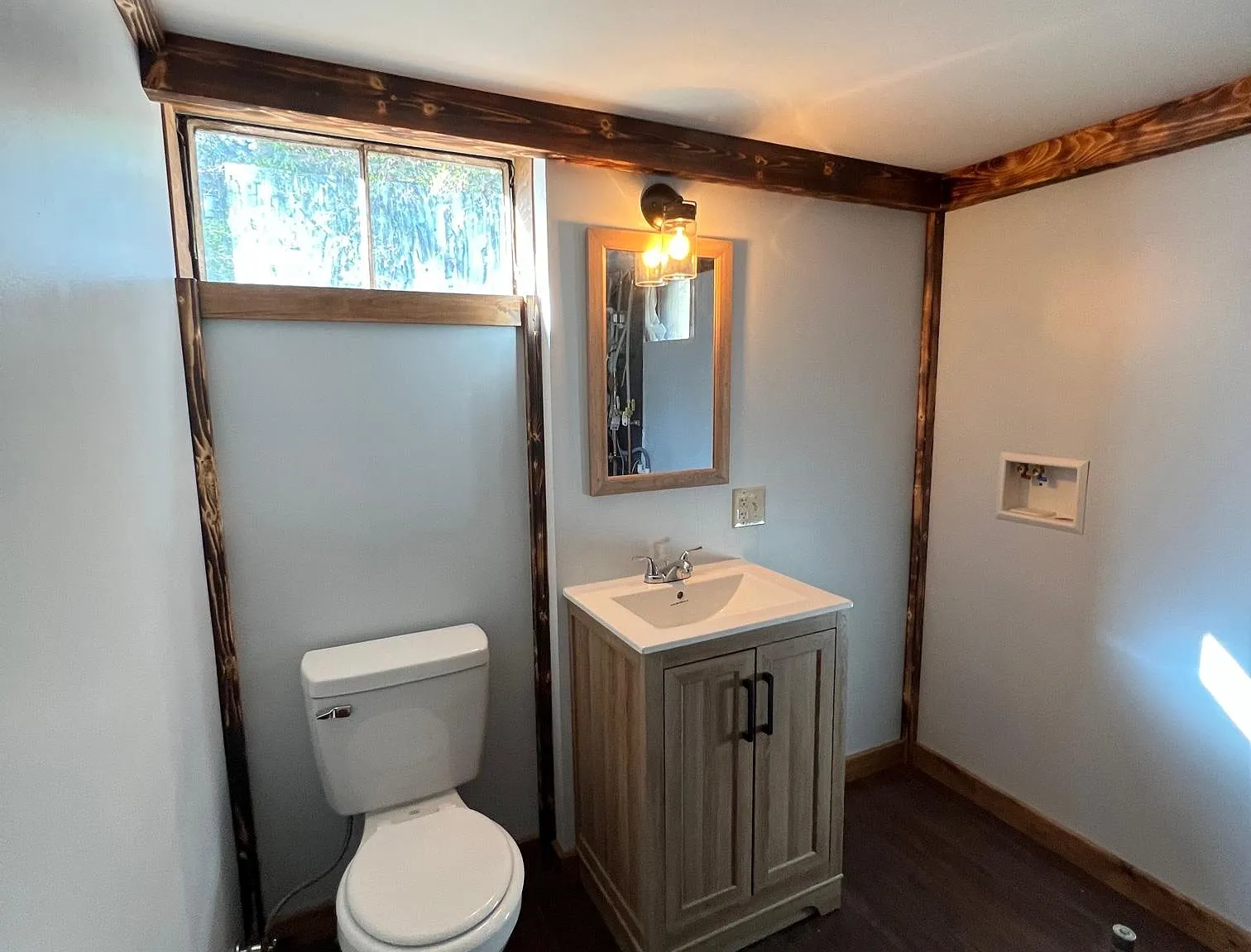 3 bed, 1.5 bath, 1555 sqft, $3,200 — Photo 4