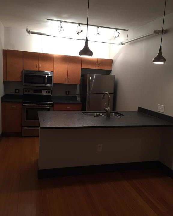 1st image of 425 Church Ave SW APT 216
