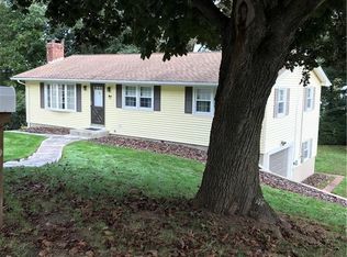 87 Lynn Dr, Meriden, CT 06451