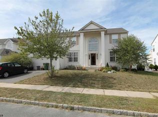 108 Gatewood Rd, Egg Harbor Township, NJ 08234