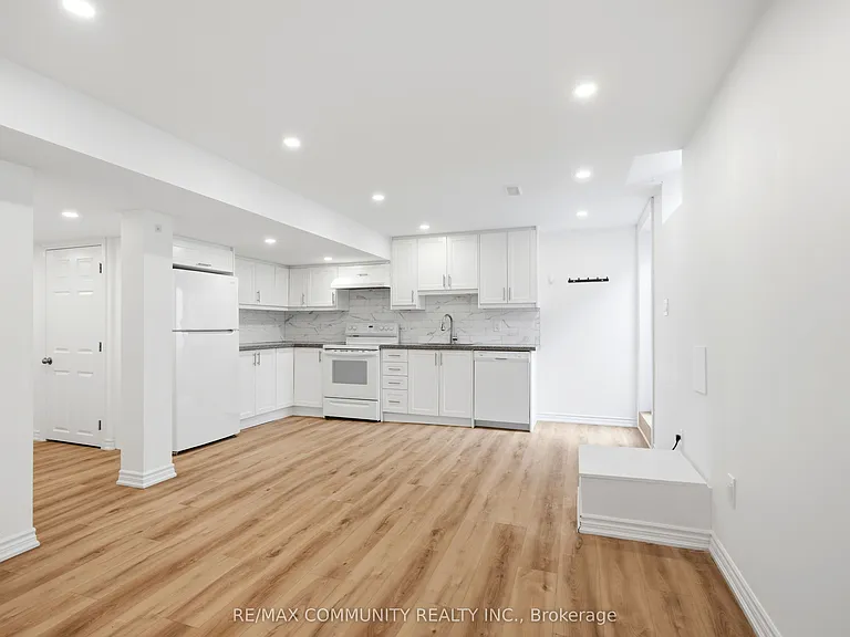39 Carter Bennett Dr #LOWER — Photo 6
