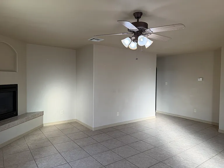 3501 Paroquia St — Photo 11
