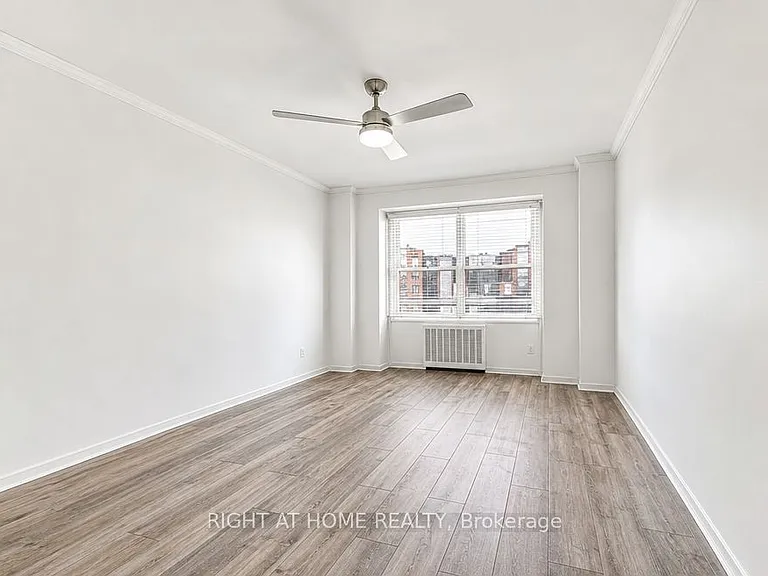 1788 Keele St — Photo 6