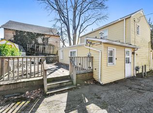 15 Henry St, Greenwich, CT 06830