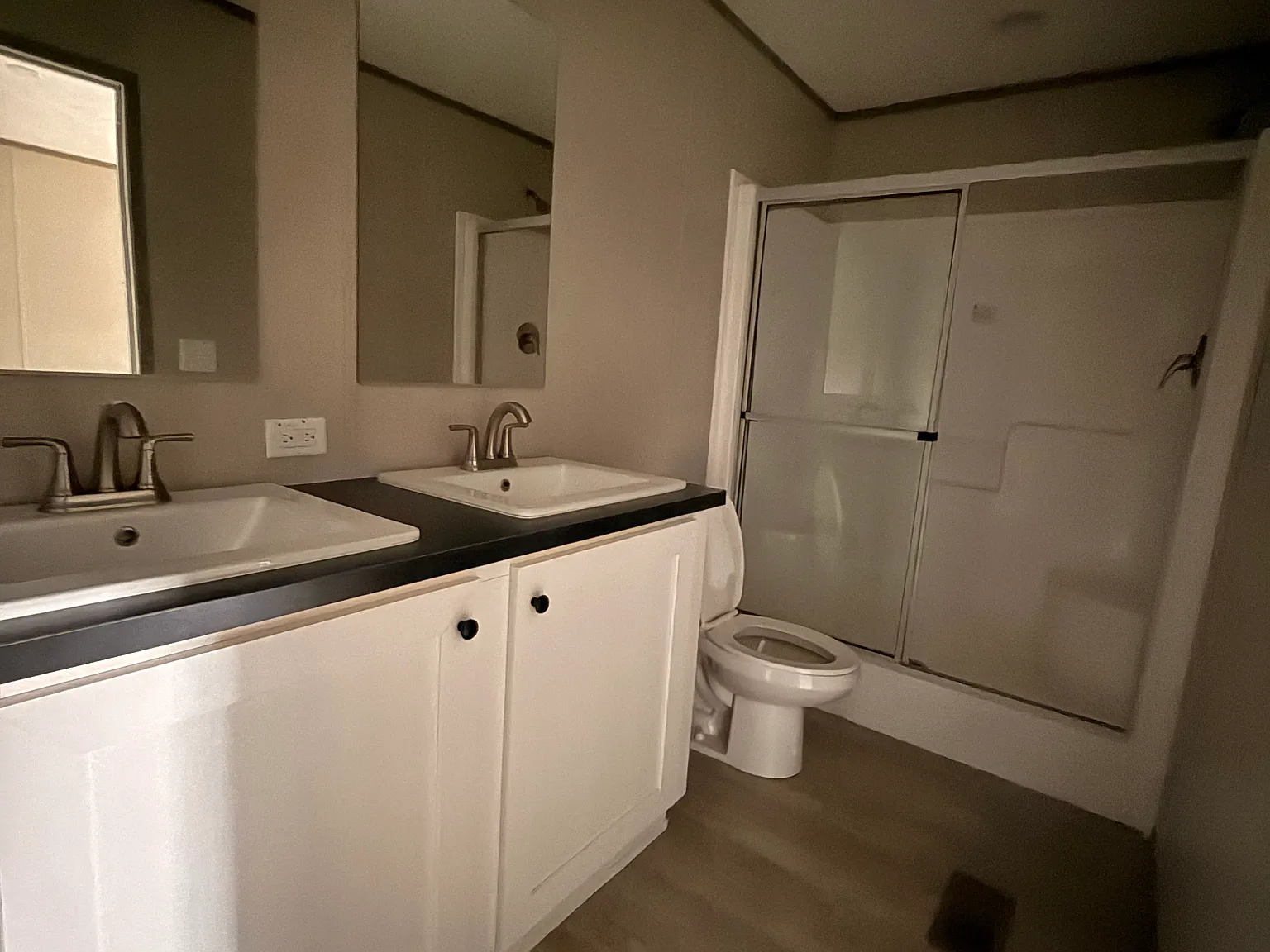 3 bed, 1350 sqft, $1,475 — Photo 2