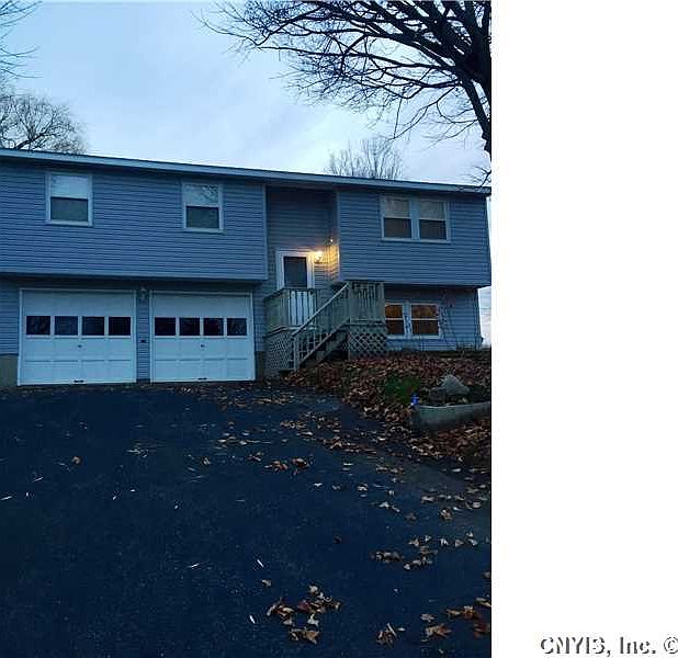 1st image of 206 Golfcrest Cir
