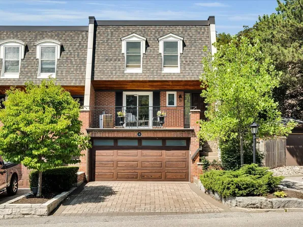 12 Quail Valley Dr #12, Markham, ON L3T 4R2