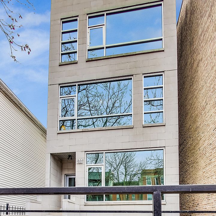 1st image of 865 N Marshfield Ave #2