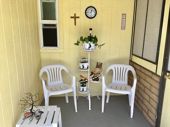 Little nook outdoors 