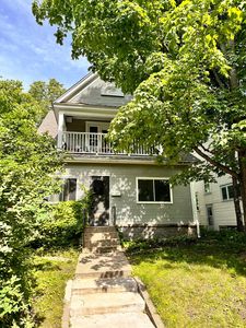 2521 Dupont Ave S, Minneapolis, MN, 55405