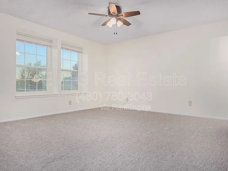 1029 E Bendix Dr — Photo 13