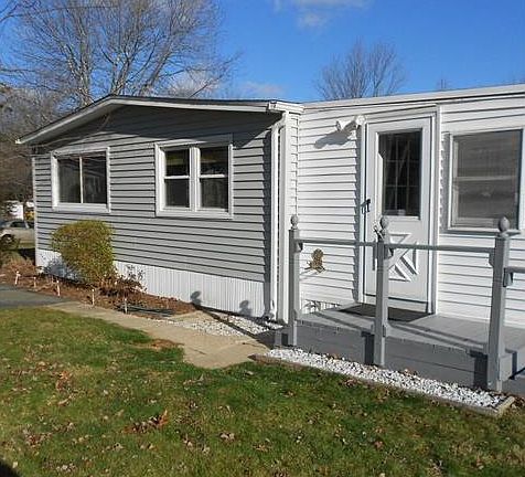 Exterior Side with Addition