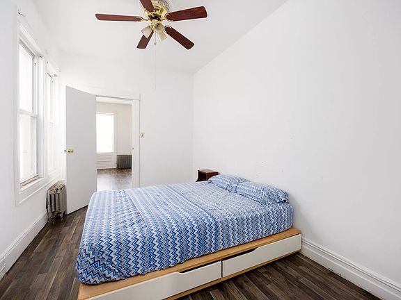 5th image of 133 Saint Nicholas Ave