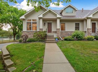 750 Parkside Ln, Minneapolis, MN 55421