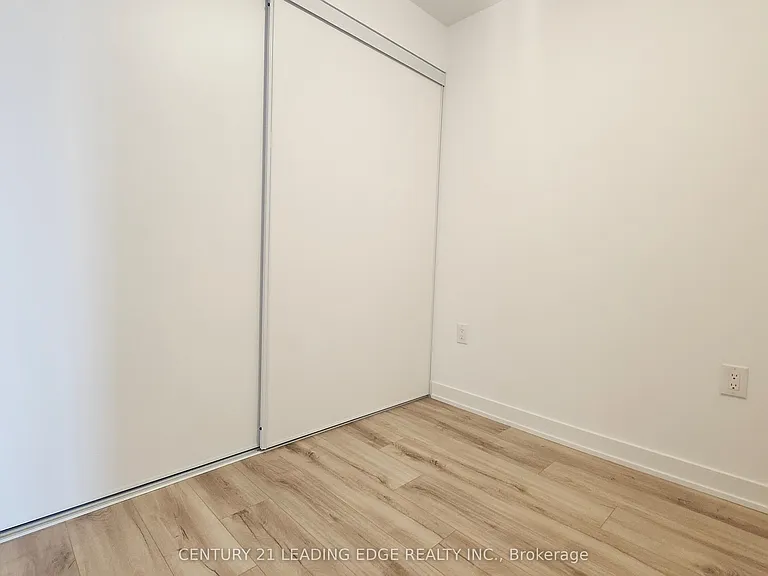 7439 Kingston Rd #710 — Photo 14