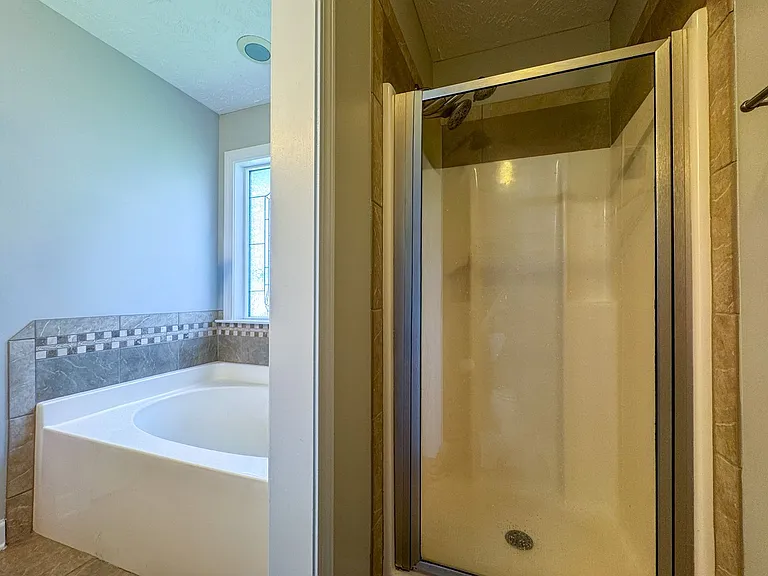 192 Ivystone Dr — Photo 24