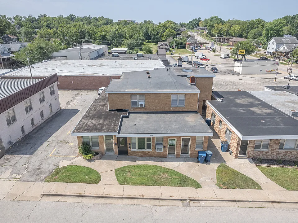 210 E Dunklin St #A1