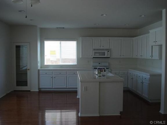 3rd image of 29036 Bridgeport Ln