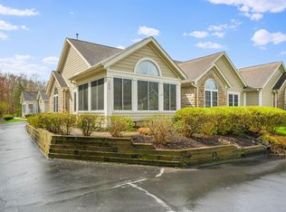 288 Park Woods Ln, Powell, OH 43065