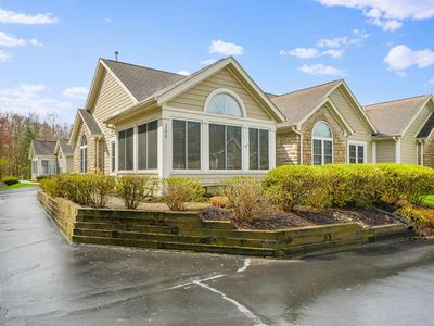 288 Park Woods Ln, Powell, OH, 43065