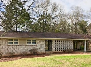 139 Avondale Rd, Greenwood, SC 29649