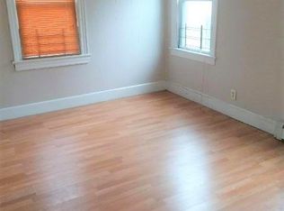 433 Van Duzer St #1, Staten Island, NY 10304