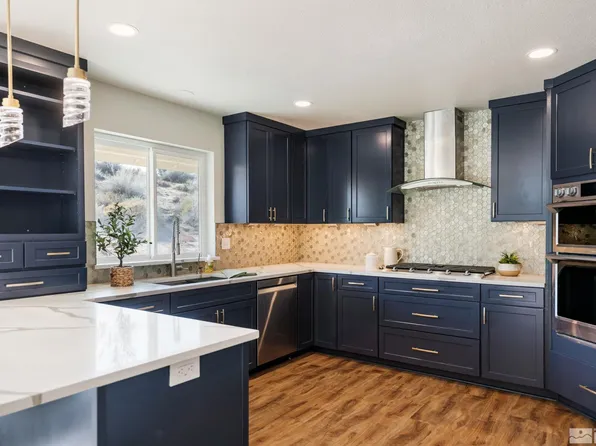 369 Comstock Rd, Dayton, NV 89403
