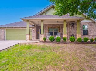 5872 Nathaniel Dr, Fort Worth, TX 76179
