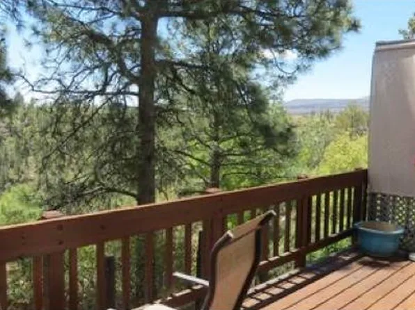 19 Los Arboles Dr, Los Alamos, NM 87544