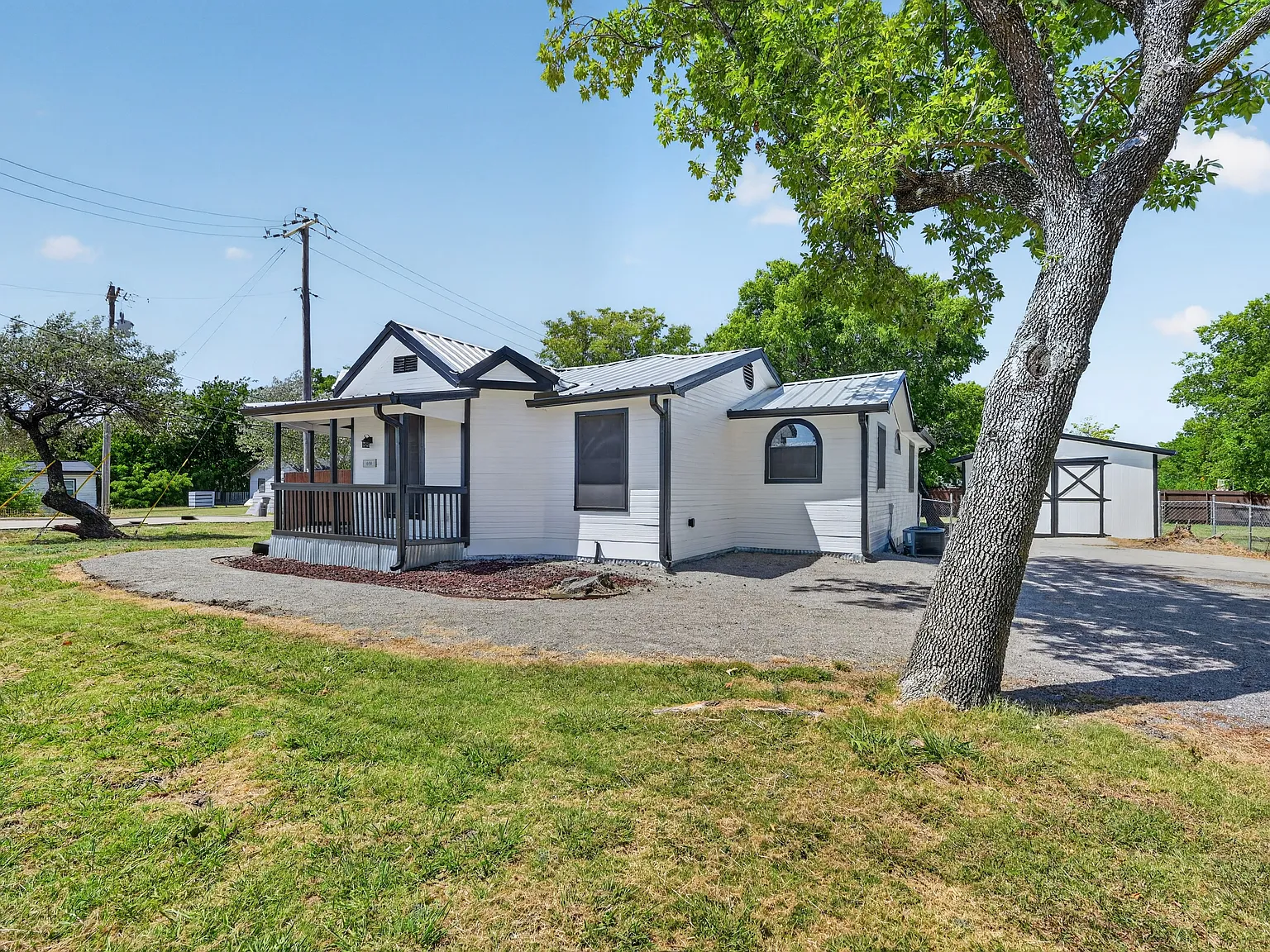 600 Jefferson Avenue — Photo 3
