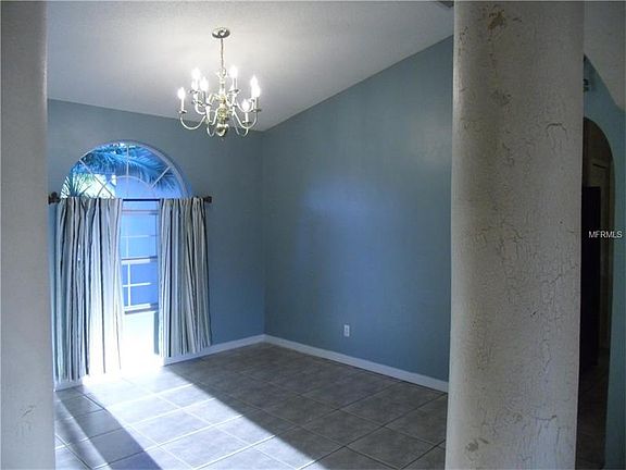 3rd image of 1809 Amboy Dr