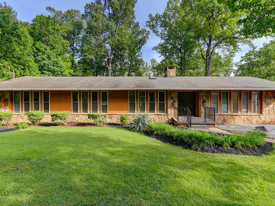 1st image of 7109 Merrick Dr