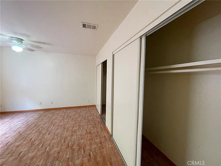 1349 Walnut Ave — Photo 13