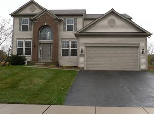 3016 Sunbury Ln, Carpentersville, IL 60110