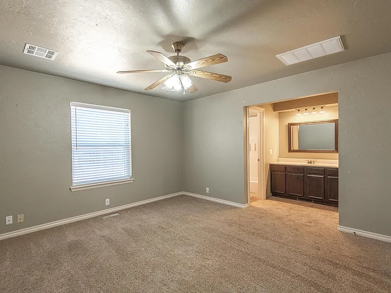 1321 Kelly Park Rd — Photo 19