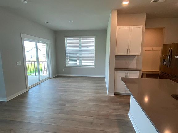 5th image of 3115 Lamond Dr