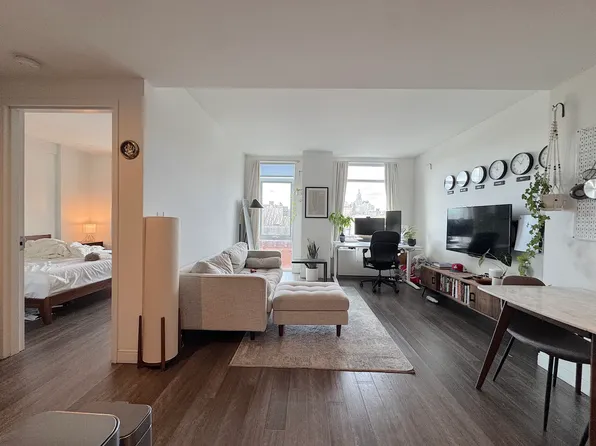 185 Avenue B image 4 of 11