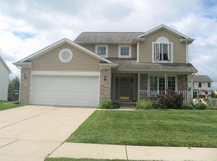 3511 Donamere Dr, Lansing, MI 48906