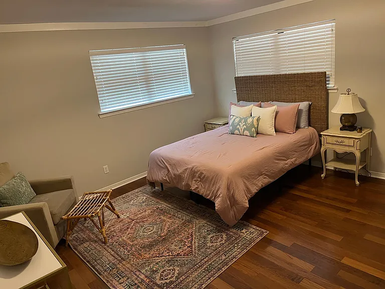 121 Spring Dr — Photo 19