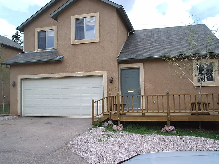 1609 Columbine Village Dr — Photo 1
