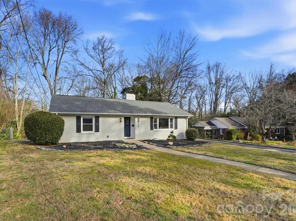 931 Hickory Nut St, Charlotte, NC 28205