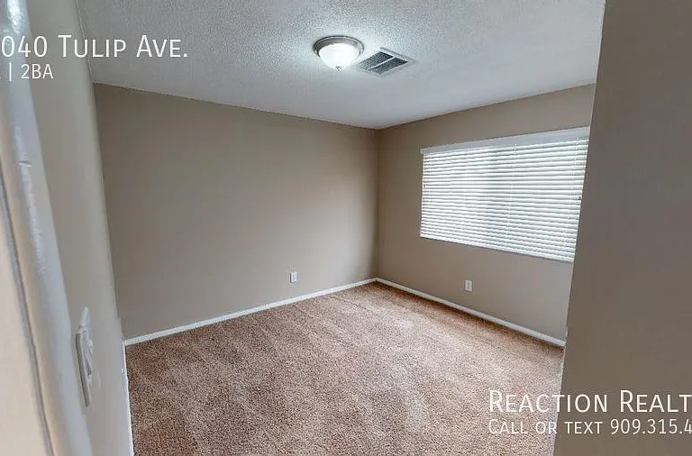 25040 Tulip Ave — Photo 16