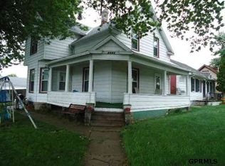 3822 W St, Omaha, NE 68107