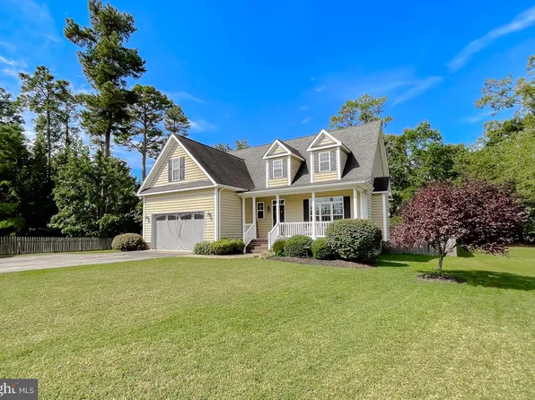 20957 Brooke Ann Ct, Lexington Park, MD 20653